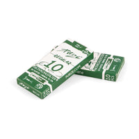 Kymmenen PURIZE® Regular Size aktiivihiilisuodatinta, joissa on vihreä logo ja keraamiset päät, valmiina puhtaampaan yrttikokemukseen.