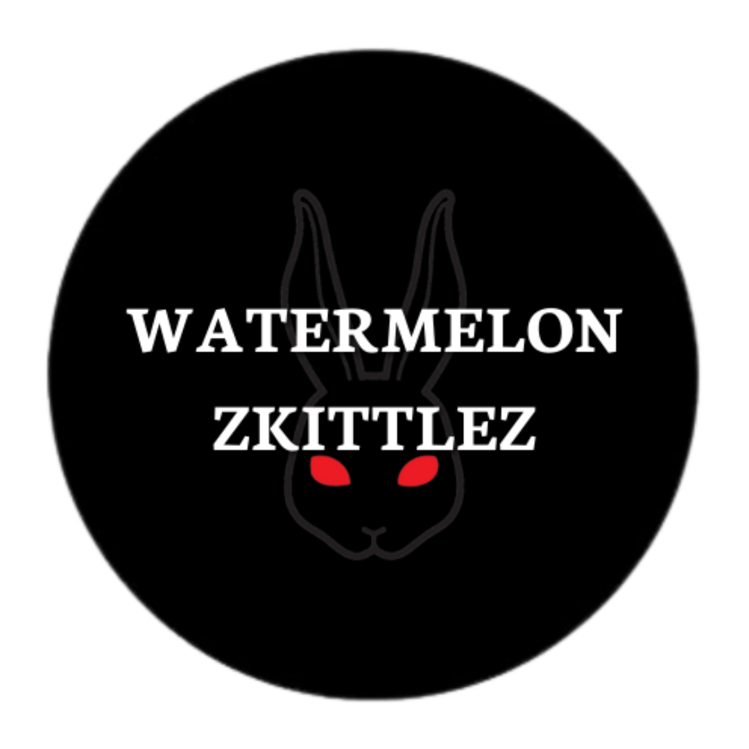 Lähikuva Watermelon Zkittlez-kukinnosta, jossa näkyy kauniita vihreän ja violetin sävyjä, runsaasti trikomeja - Kaninkolo