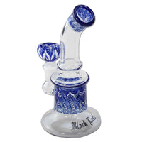 Sinisävyinen BL Glass Bubbler Blue, Black Leafin valmistama kompakti lasibubbler tehokkaalla veden suodatuksella