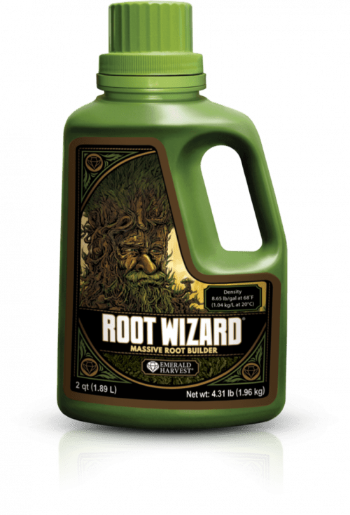 Kuva Emerald Harvest Root Wizard -pullosta, jossa on vihreä etiketti ja tuotteen nimi esillä selkeästi.