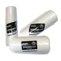 NFT-kapillaarimatto rullattuna valmiina vesiviljelyjärjestelmään. Matto on 20 cm leveä ja 7.6 m pitkä, vaaleanharmaata tai valkoista materiaalia.