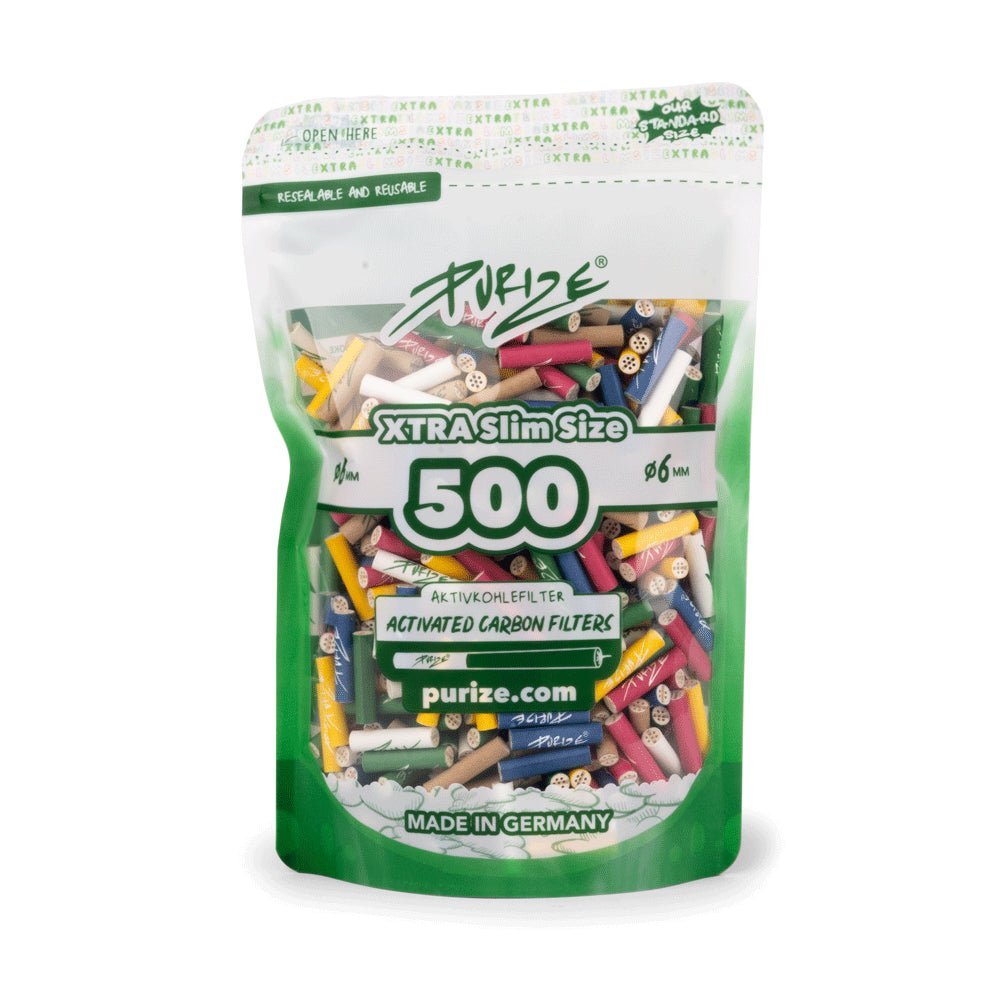 PURIZE® XTRA Slim 500 kpl Multicolor Doypack -säästöpakkaus, avattu pussi, jossa näkyy erivärisiä aktiivihiilifilttereitä.
