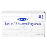 Kuva Satya 12-pack suitsukelajitelmasta, jossa näkyvillä erivärisiä 15g pakkauksia, mm. Nag Champa ja Super Hit suitsuketikkuja.